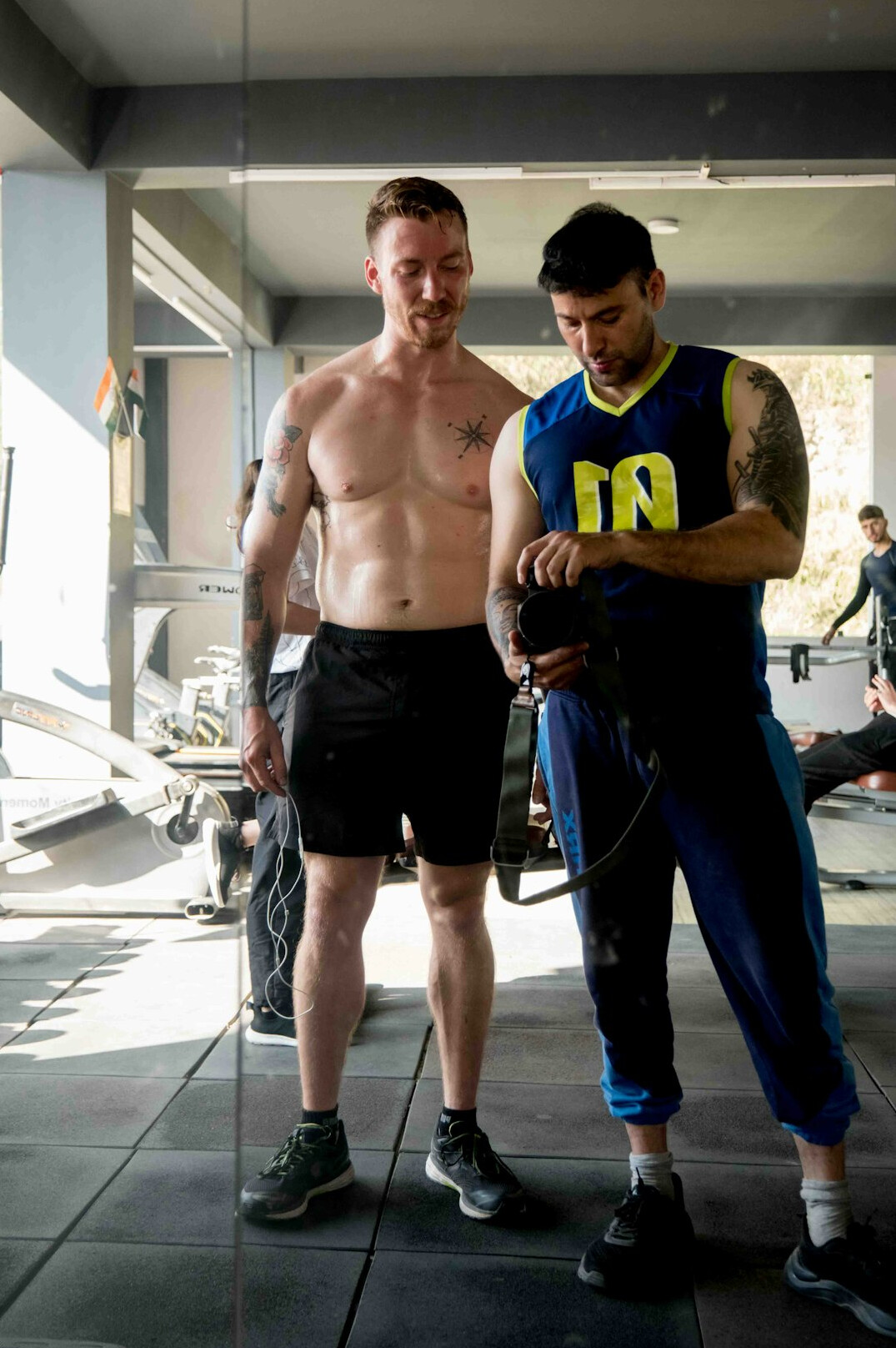 Coach mentoring client one on one